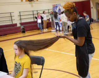 Fourth- and fifth-graders at Dunkirk and seventh- and eighth-graders at Gowanda recently had the chance to become bakers, hair stylists, automotive detailers, construction workers, and nurses. 💇‍♀️👩‍⚕️👮 

Career & Technical Education students from Erie 2-Chautauqua-Cattaraugus BOCES helped provide the experience. 

Career Exploration Days brought student ambassadors from the LoGuidice Educational Center to the gymnasiums of Gowanda Middle School on May 23 and Dunkirk Intermediate School on May 28. 

Thanks for having us! 🏫🤝🏫 

To read more 📰, click here: https://www.e2ccb.org/news/schools-host-e2ccb-students-for-career-exploration-days/ 

#BOCES #CTE #PTECH #OpportunityMakers
